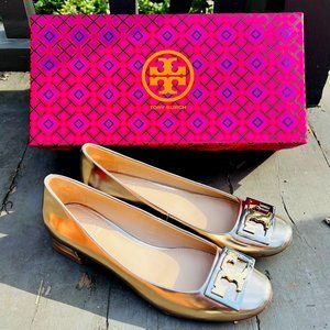 Tory Burch Gigi Dress Pumps in Metallic Gold w/ T Logo & Blocked Heel, Brand-New